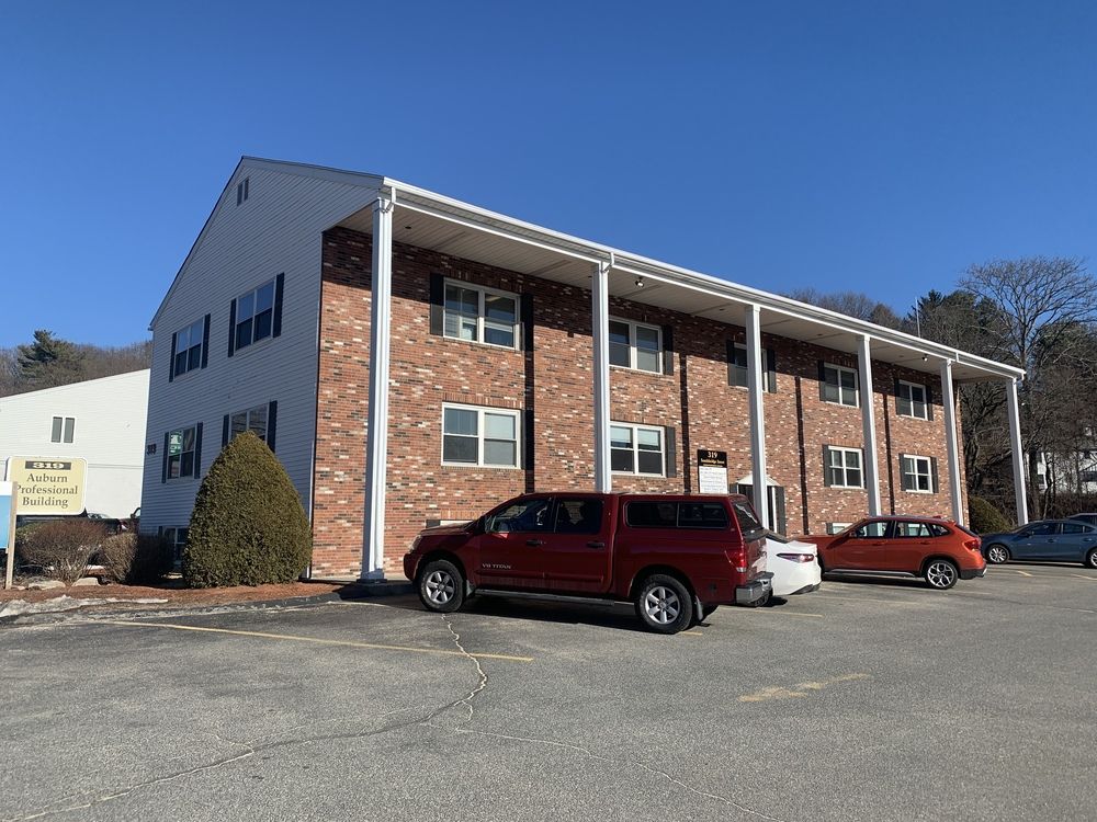 319 Southbridge St, Auburn, MA 01501